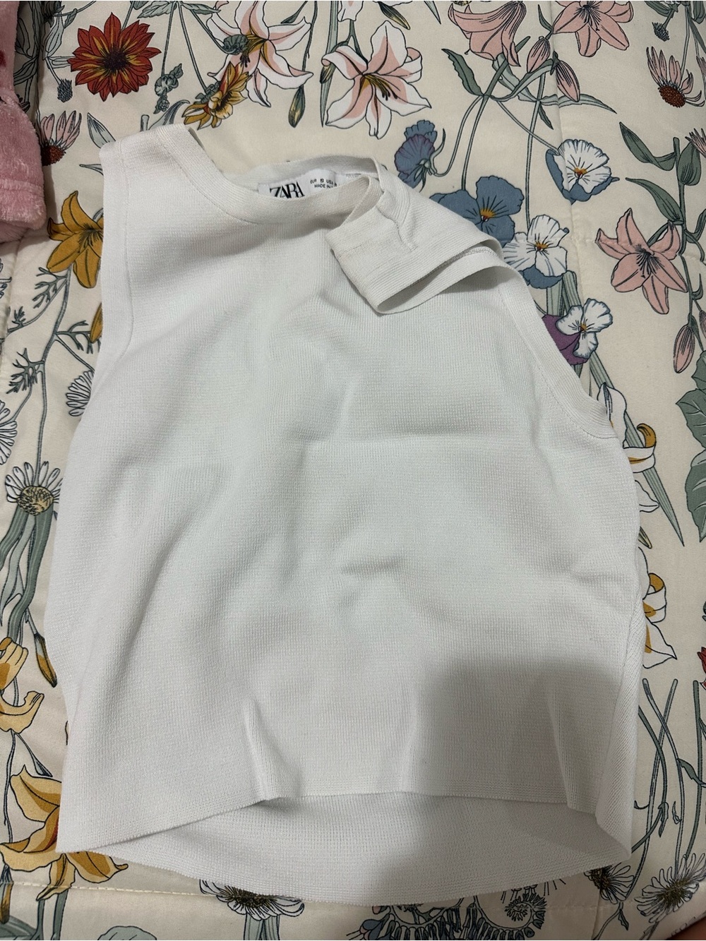 ZARA Cream Ribbed Sleeveless Tank Top